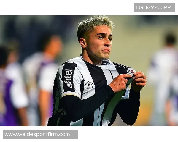 马克西场均出战406分钟领跑全联盟场均得分334分紧随其后